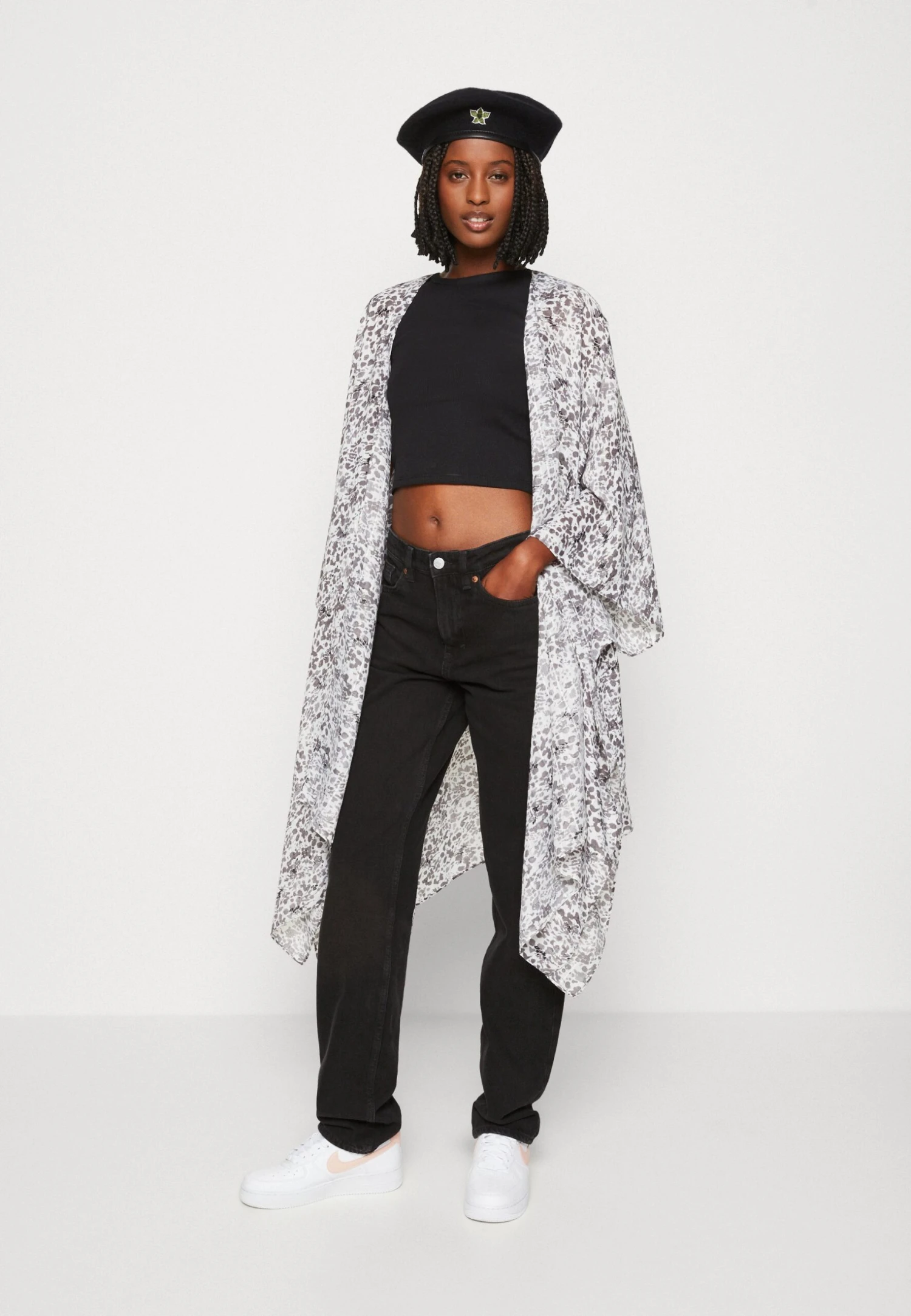 Even&Odd Lichte Jas - Black/White 4 Even&Odd Lichte Jas - Black/White - Afbeelding 2