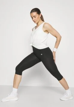 3/4 Sportbroek - Black 11 3/4 Sportbroek - Black -Even-Odd Winkel 0623a35baa0842469ea5c05b5fd589e7