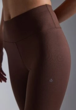 ESSENTIAL HIGH RISE FLARED - Tights - Dark Brown -Even-Odd Winkel 0b2a392279b14677b4516fe035e86fc7