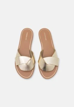 Even&Odd Muiltjes - Gold -Even-Odd Winkel 0d6c7024f75f4576907721f13760d1af