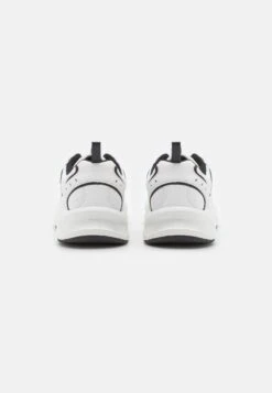 Sneakers Laag - White/Black -Even-Odd Winkel 10dc8ceabb98486fb86f4c1c71ed7311