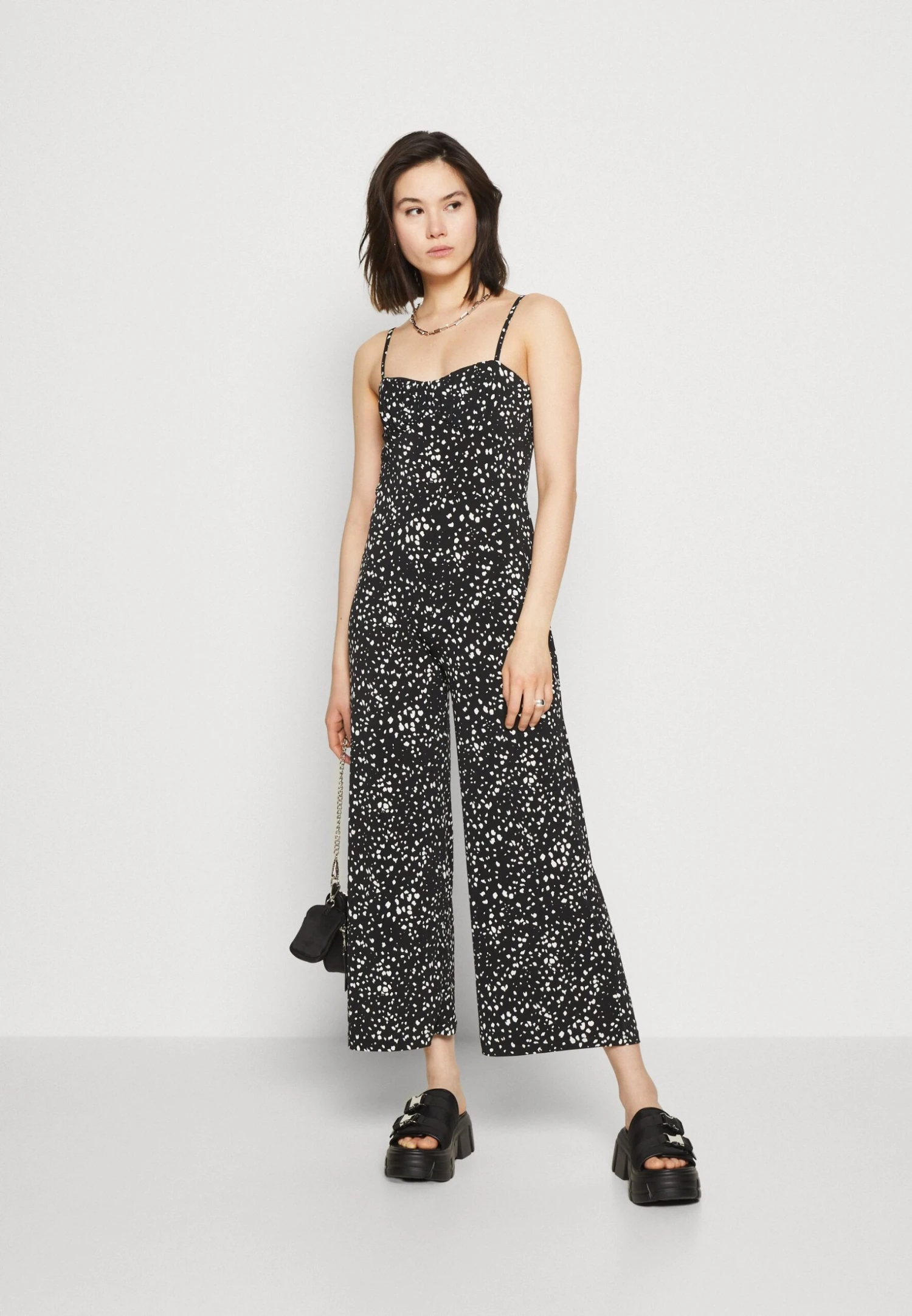 Even&Odd Jumpsuit - Black/White 4 Even&Odd Jumpsuit - Black/White - Afbeelding 2