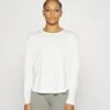 Loose Long Sleeves - Longsleeve - Off-White
