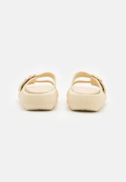 Even&Odd Badslippers - Off White 11 Even&Odd Badslippers - Off White -Even-Odd Winkel 2cf7517025da44d6a90022881dd07184