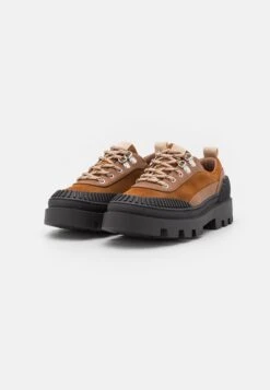 Even&Odd Sportieve Veterschoenen - Brown -Even-Odd Winkel 2fce494687c148cdb469e703698d02ea
