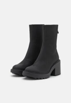 Even&Odd Enkellaarsjes Met Plateauzool - Black 10 Even&Odd Enkellaarsjes Met Plateauzool - Black -Even-Odd Winkel 37ddc95dd92f457abfb7e551a55133ce