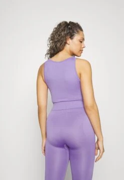 Top - Lilac -Even-Odd Winkel 3e7a0ce787c6427ea228276000968b35