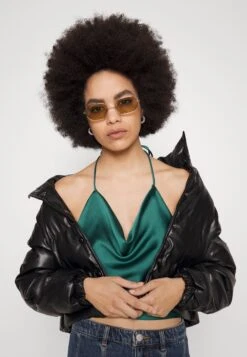 Even&Odd Top - Dark Green 11 Even&Odd Top - Dark Green -Even-Odd Winkel 3f6136fa435348878b715c0cd5a60452