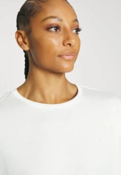 Loose Long Sleeves - Longsleeve - Off-White 13 Loose Long Sleeves - Longsleeve - Off-White -Even-Odd Winkel 483317202ef24d7cbb10847c29ac9a36