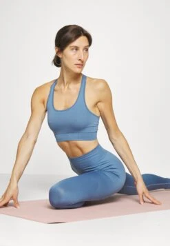 Sport-Bh Met Light Support - Blue 12 Sport-Bh Met Light Support - Blue -Even-Odd Winkel 5927e312421648e184a836f3b8da3f61