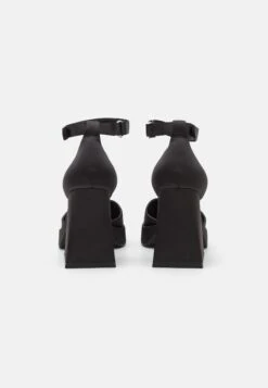 Even&Odd Plateaupumps - Black 11 Even&Odd Plateaupumps - Black -Even-Odd Winkel 6e0457c0c66c4611ad292d3133eb34c0