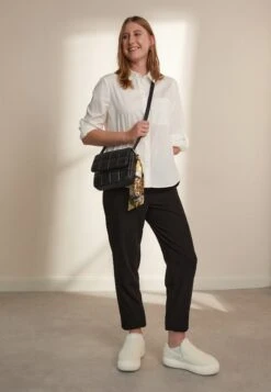 Even&Odd Blouse - White 18 Even&Odd Blouse - White -Even-Odd Winkel 78b7f48272a44b2aac691e73deb6a860