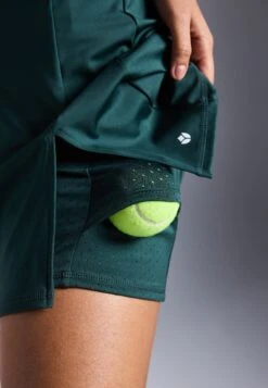 MID RISE TENNIS SKORT WITH SIDE SLIT - Rokken - Dark Green -Even-Odd Winkel 79ecfdf7e29f4f04a52b63e0be69cc5d