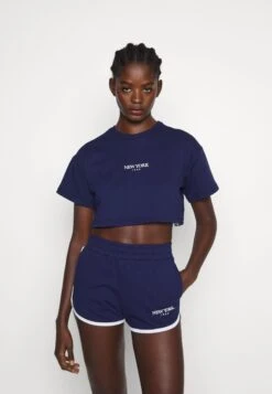 Even&Odd Trainingspak - Dark Blue/White 16 Even&Odd Trainingspak - Dark Blue/White -Even-Odd Winkel 7b84f7dbc5fc444da53d67b98b9feb03