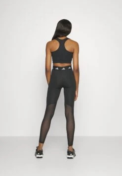 Sport-Bh Met Medium Support - Black -Even-Odd Winkel 7bcc73c5fb254bdfb5e0917a083394c7