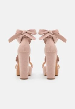 Even&Odd Sandalen Met Plateauzool - Beige 11 Even&Odd Sandalen Met Plateauzool - Beige -Even-Odd Winkel 8484eac2cc5646c3bedad6ef36d11905