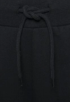 Set - Trainingspak - Black 15 Set - Trainingspak - Black -Even-Odd Winkel 878ef0baee0247fab87bc6bb03a20592