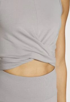 Top - Taupe -Even-Odd Winkel 8aa9b9173c9542998703f4ed54124238