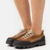 Even&Odd Sportieve Veterschoenen - Brown -Even-Odd Winkel 8c1d301740d440bf91ccca6984871838