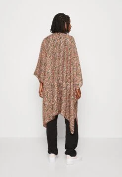 Even&Odd Lichte Jas - Red -Even-Odd Winkel 8db7c20118964b33b3af20a46855d6ec