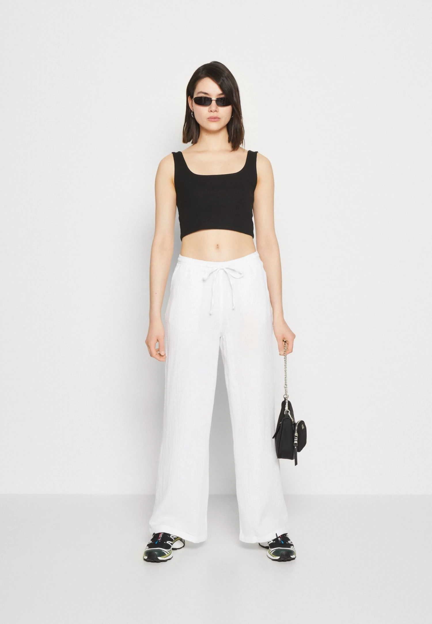 Even&Odd Top - Black/Black 3 Even&Odd Top - Black/Black