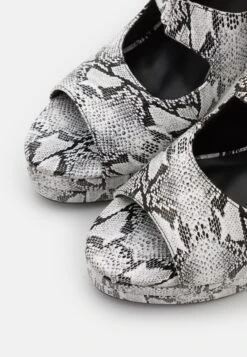 Even&Odd Plateaulaarzen - White 13 Even&Odd Plateaulaarzen - White -Even-Odd Winkel 9d56553322f945a28881cfd0d3a5e1ea