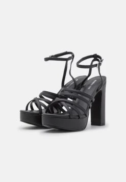 Sandalen Met Plateauzool - Black 10 Sandalen Met Plateauzool - Black -Even-Odd Winkel 9f614533f35240d3a5a08180aa1f13f0