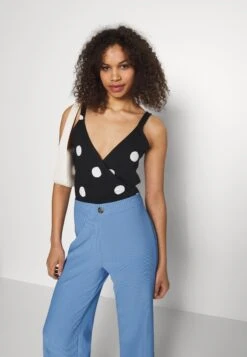 Broek - Light Blue 12 Broek - Light Blue -Even-Odd Winkel a8ef4f569f294c34b995eac84b97f6b7