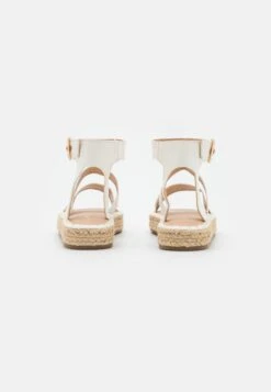 Sandalen Met Plateauzool - White -Even-Odd Winkel a95f9a4e1f624ad6a52b6e5f58d2044d