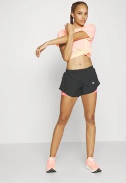 Korte Broeken - Black/Pink -Even-Odd Winkel aa36cf81294846b29559f2ec2b9403d4