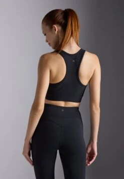 MEDIUM SUPPORT RIBBED SPORTS BRA WITH RACER BACK - Sport-bh Met Medium Support - Black -Even-Odd Winkel ac7d1af22e5f4a00beb569dfb5b49b39