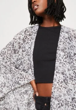 Even&Odd Lichte Jas - Black/White 13 Even&Odd Lichte Jas - Black/White -Even-Odd Winkel b20eefb297c2403094375aad2b0d62c2