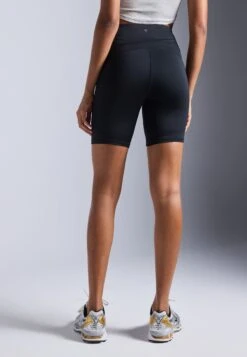 ESSENTIAL HIGH RISE CYCLING SHORTS WITH SIDE POCKETS - Tights - Black -Even-Odd Winkel b23d502805f349b0909efec519bda588