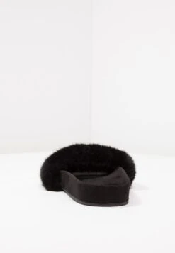 Even&Odd Pantoffels - Black -Even-Odd Winkel c4cc6a676c354fd6bc1270ab07460085