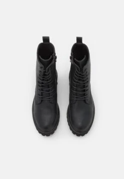 Veterboots - Black -Even-Odd Winkel d0b08ddbceac4733a686c80b6d7efe6f