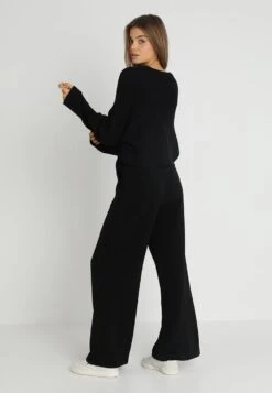 Even&Odd Cropped Jumper - Trui - Black -Even-Odd Winkel d6afe0db0365435898fd3ca235660222