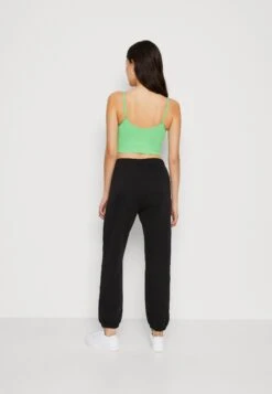 Even&Odd Top - Green -Even-Odd Winkel d7d91f913cdc41e7927e24f75f6c845a