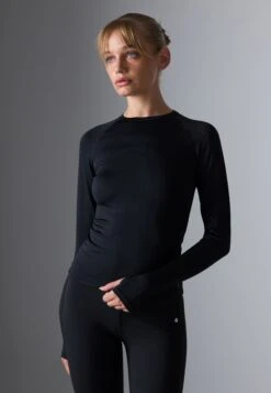 QUICK DRY HIGH NECK LONG SLEEVE TOP WITH THUMB HOLES - Longsleeve - Black