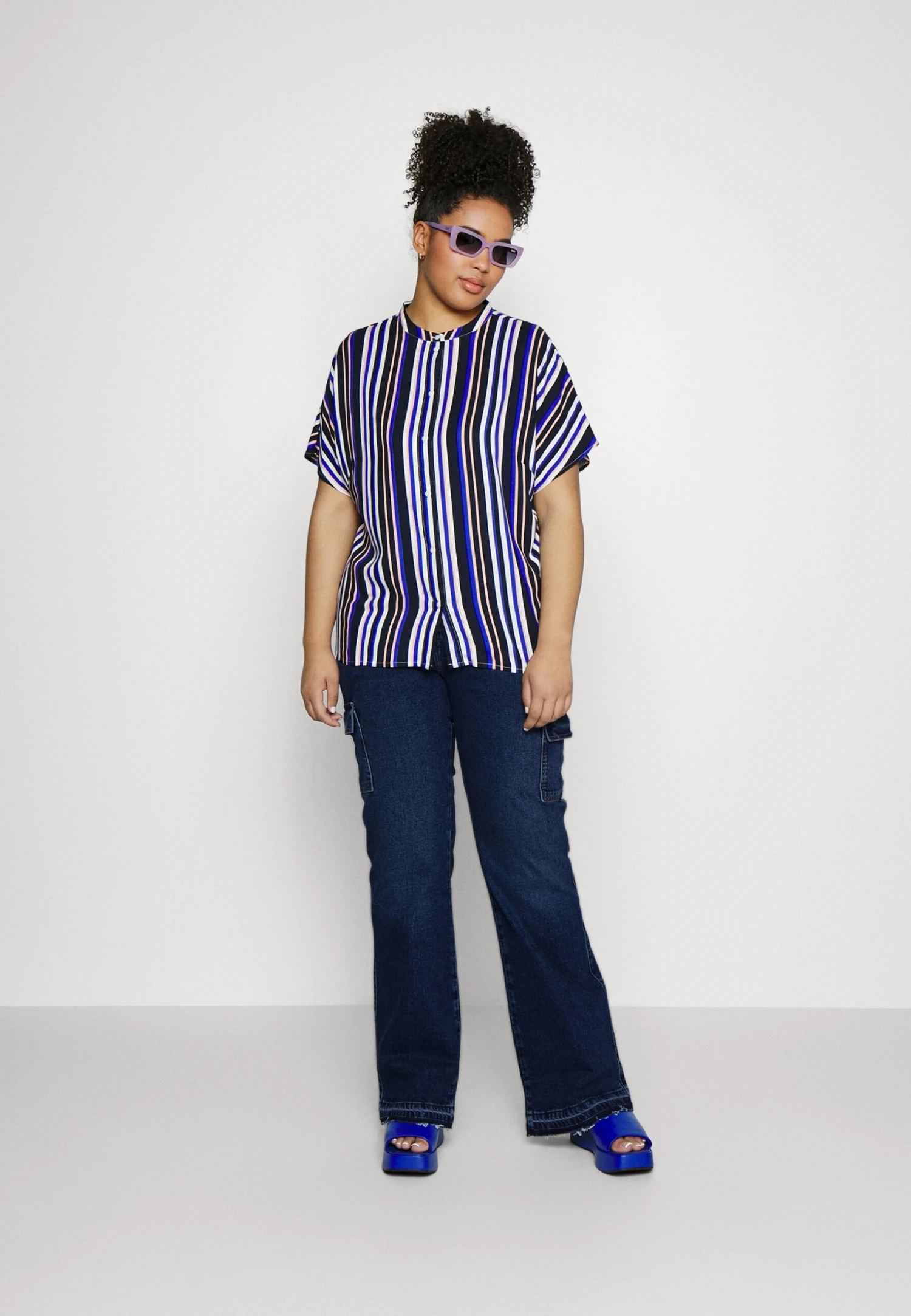 Bootcut Jeans - Light Blue Denim 4 Bootcut Jeans - Light Blue Denim - Afbeelding 2