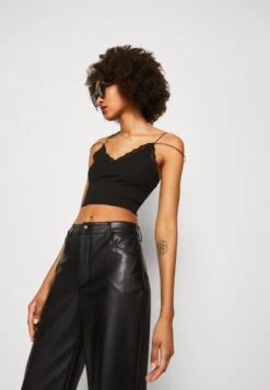 Even&Odd Top -Black -Even-Odd Winkel e9b4ec5df4714828acba914d1ad64df1