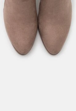 Even&Odd Overknee Laarzen - Taupe -Even-Odd Winkel ee44cbb511e4465088eac6c89b7c9205