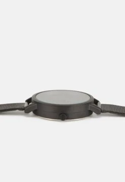 Even&Odd Horloge - Black 8 Even&Odd Horloge - Black -Even-Odd Winkel fc7875e77b944e3a928661e522cda1dc